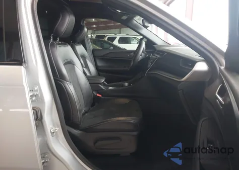 2024 Jeep Grand Cherokee L Altitude X 4X2 from USA, damaged, VIN 1C4RJJAG3R8504580